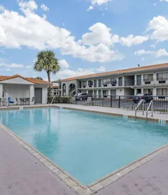 Quality Inn & Suites Orlando East - UCF Area