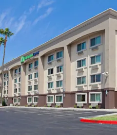 Holiday Inn Express Colton-Riverside North, an IHG Hotel