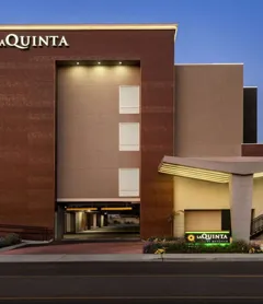 La Quinta Inn & Suites by Wyndham Clovis CA