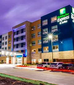 Holiday Inn Express & Suites Dallas Central Market Center, an IHG Hotel