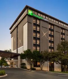 Holiday Inn Express San Antonio-Airport, an IHG Hotel