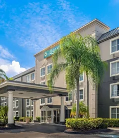 La Quinta Inn & Suites by Wyndham Naples East (I-75)