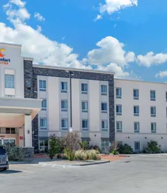 Comfort Suites University