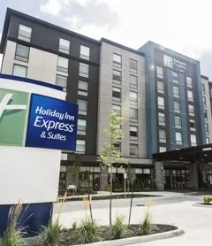 Holiday Inn Express & Suites Toronto Airport South, an IHG Hotel