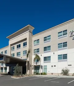 Holiday Inn Express & Suites Murrieta, an IHG Hotel