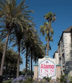 Alamo Inn & Suites