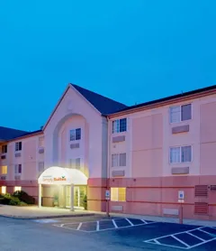 Sonesta Simply Suites Pittsburgh Airport