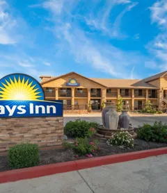 Days Inn by Wyndham Galt