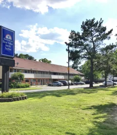 Americas Best Value Inn & Suites Little Rock at Scott Hamilton Dr