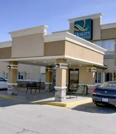 Quality Inn & Suites Des Moines Airport