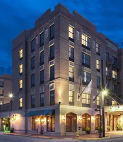 Holiday Inn Savannah Historic District, an IHG Hotel