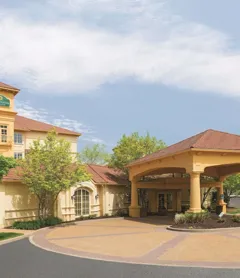 La Quinta Inn & Suites by Wyndham St. Louis Westport