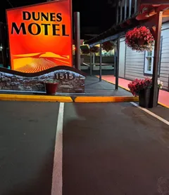 Dunes Motel