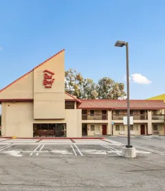 Red Roof Inn Santa Ana