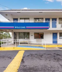 Motel 6-Bessemer Al - Birmingham