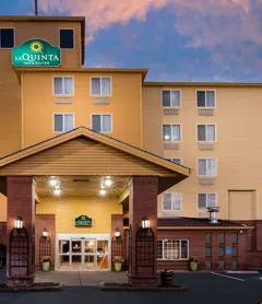 La Quinta Inn & Suites by Wyndham Portland Airport