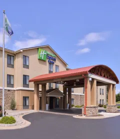 Holiday Inn Express & Suites Topeka West I-70 Wanamaker, an IHG Hotel