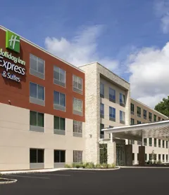 Holiday Inn Express & Suites Kingsland I-95-Naval Base Area, an IHG Hotel