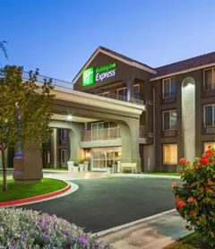 Holiday Inn Express Lancaster, an IHG Hotel