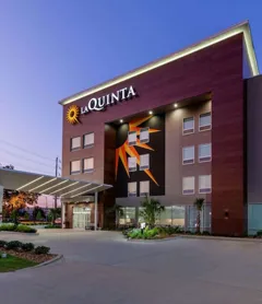 La Quinta Inn & Suites by Wyndham Lafayette Oil Center