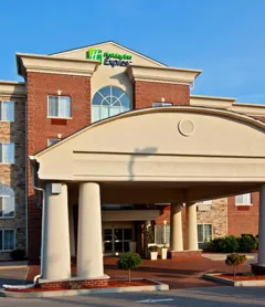 Holiday Inn Express Hotel & Suites Lexington-Downtown by IHG