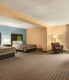 Super 8 by Wyndham Mount Laurel